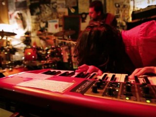 Bruit Qui Court - Les gens bien - Mundicore Films