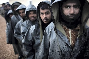 "Crise humanitaire" à la frontière tuniso-libyenne