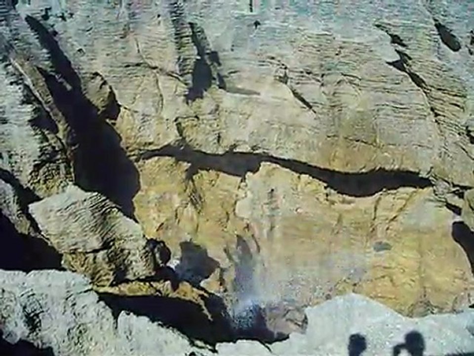 Film Dolomite point