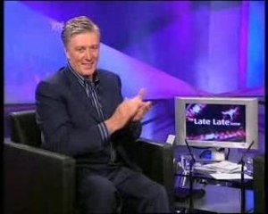 Oasis - Guess God thinks I'm Abel