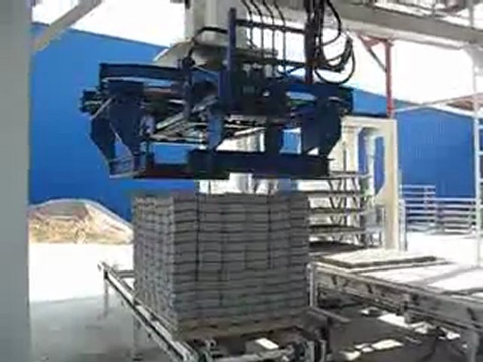 Parke taşı ve briket toplama robotu döner kafalı