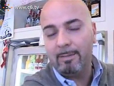 Tavolini-selvaggi. Regole anche per piazza Navona