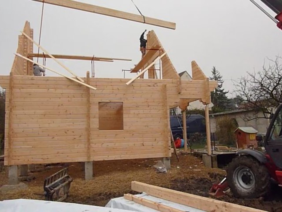 Poutre faîtiére, Chalet en bois massif