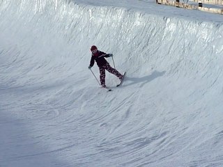20110215 Clara halfpipe Les Angles