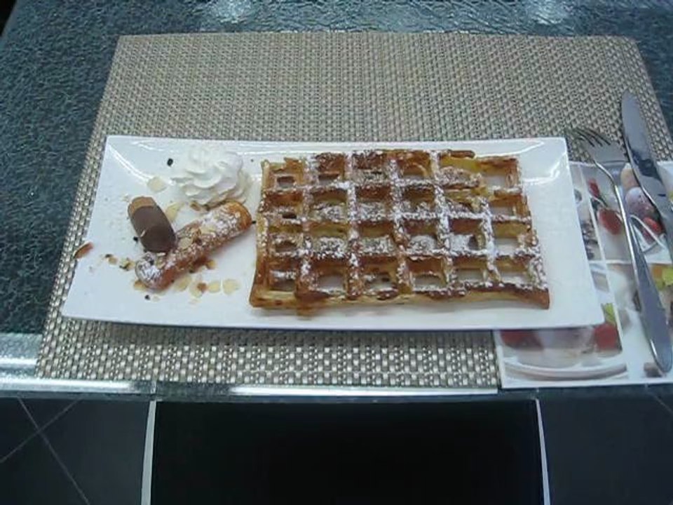 gaufre et crepe a la grillade party restaurant