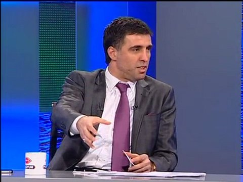 Hakan Şükür: Galatasaray'ı Fenerbahçe şampiyonluğu kurtarır