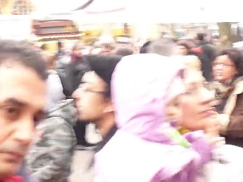 Manifestation Paris 12 Février 2011-Place de la république