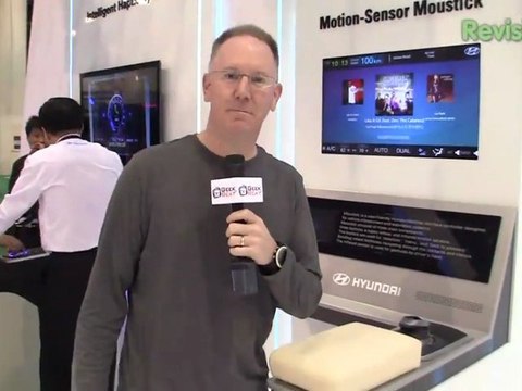 Studio Floor Lamp, Sundial Parasol, iPhone Chroma Key App, Hyundai Motion Control, Live Mesh, Crustacean Creation Contest - GeekBeat.TV