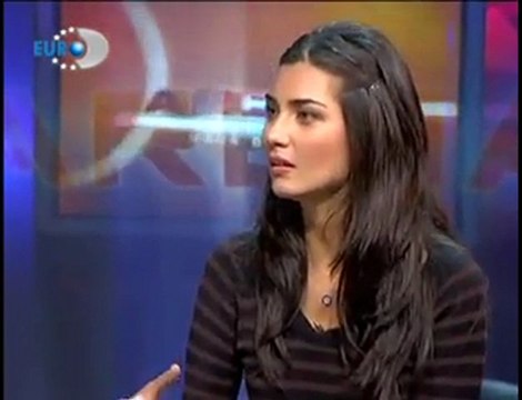 Tuba Büyüküstün Eğitim Arenası