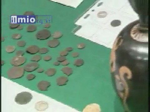 Asta on line di reperti archeologici: un uomo denunciato