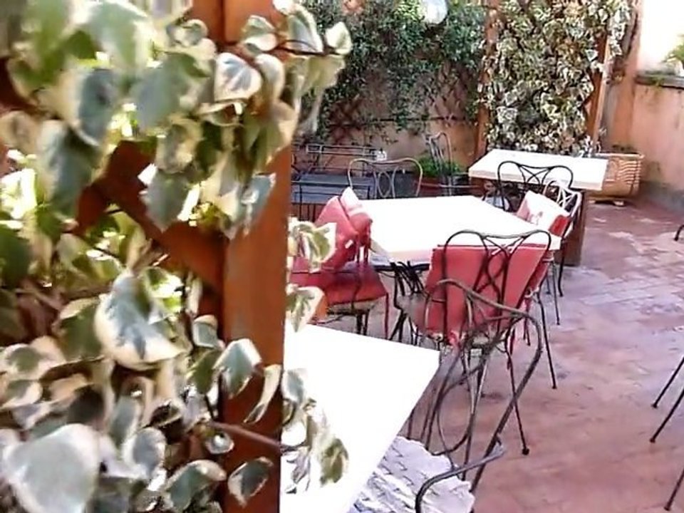 Desayunando en Roma en la terraza del hotel