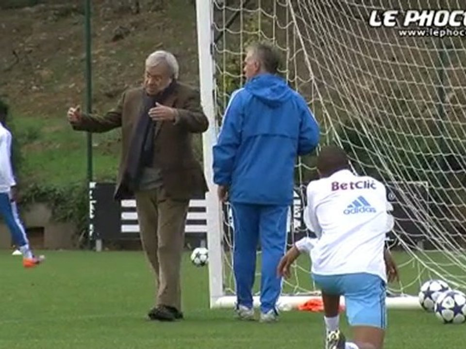 Info Chrono : "Deschamps crée le débat"