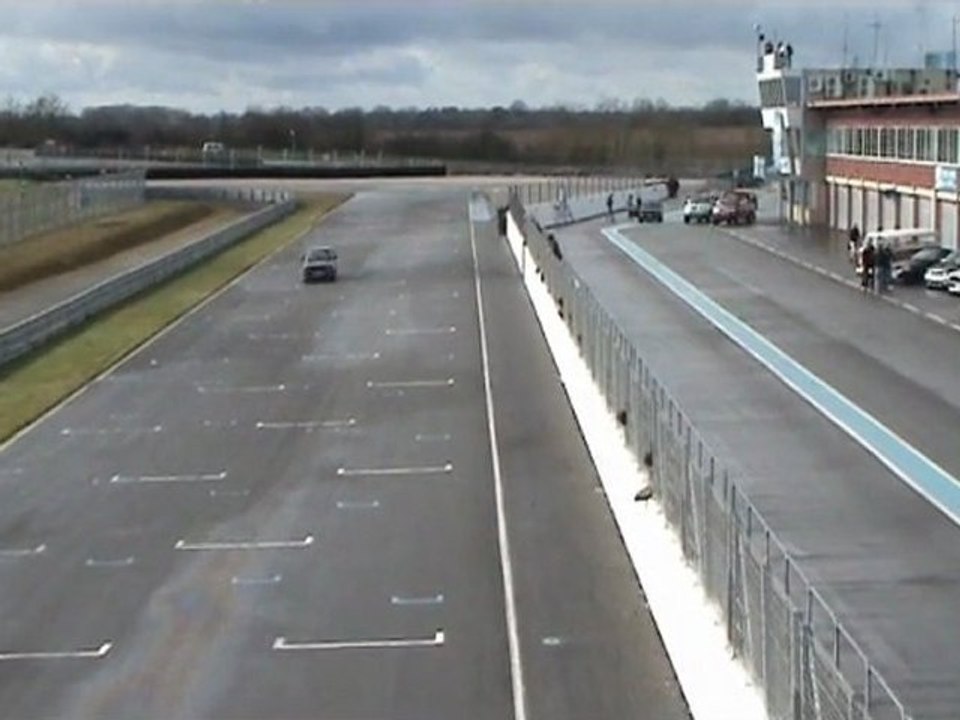 . drift vigeant février 2011.wmv partie 1