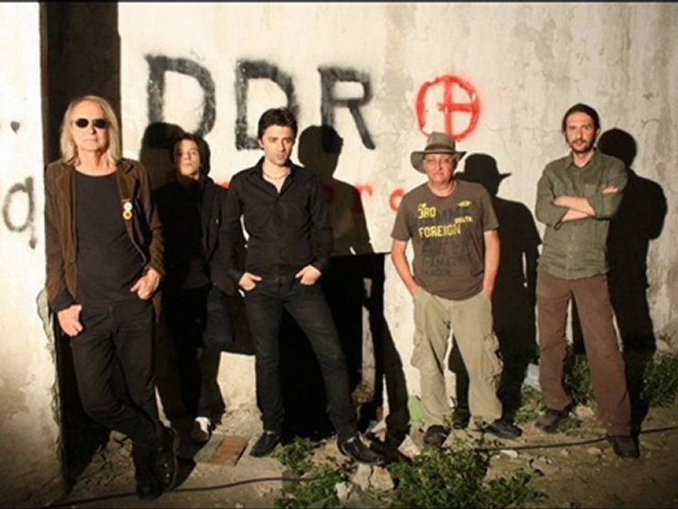 Bulutsuzluk Ozlemi - Seni Gormem Lazim