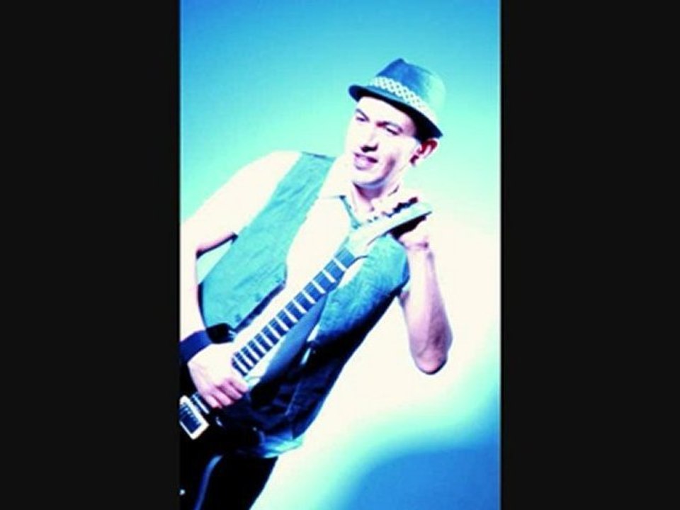 KAAN ÖZTÜRK YOKSUN SEN & HOŞÇAKAL (CANLI)