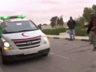 Libye: les forces pro-Kadhafi pilonnent Ras Lanouf