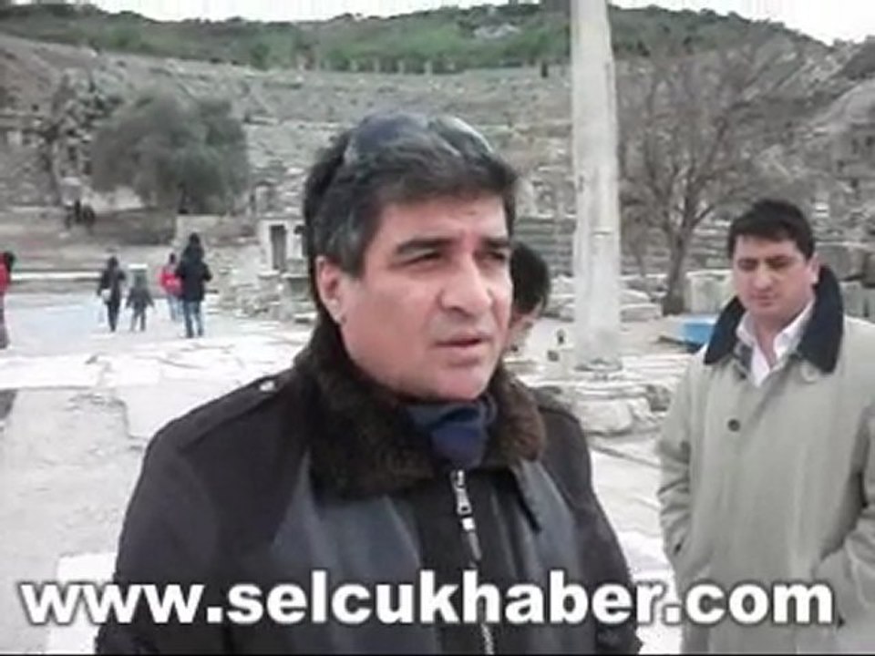 İbrahim Erkal Efeste