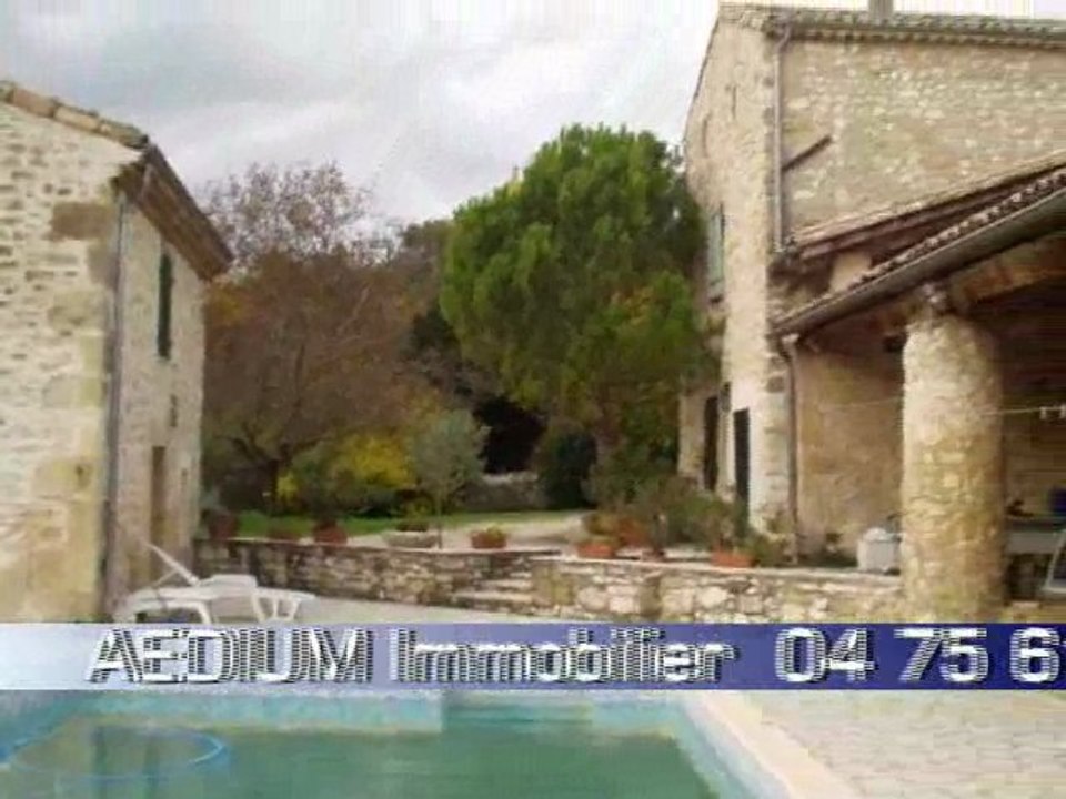 4736 propriete dans la drome PROCHE CREST 849 000 € AEDIUM