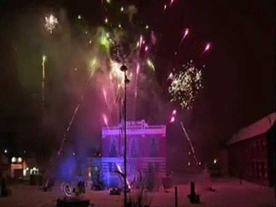 Feu d'artifice Noël 2010.avi
