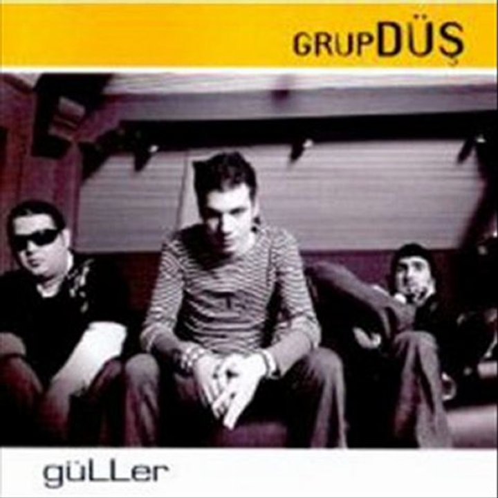 Grup Düş - Artık Sana Şarkılar Tutup Ağlamıyorum