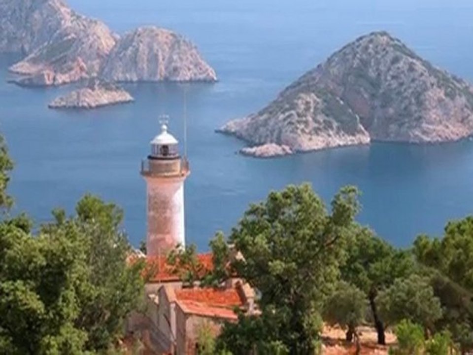 Tuluyhan Uğurlu/ Akdeniz