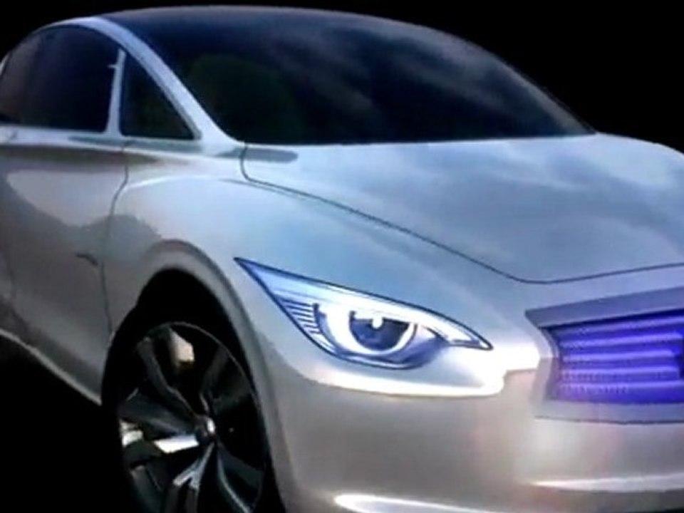 Infiniti Etherea compacte hybride premium