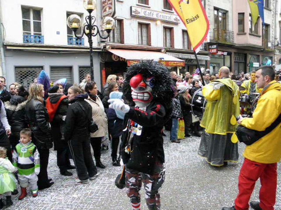 2ème vidéo Cavalcade de Sarreguemines 2011