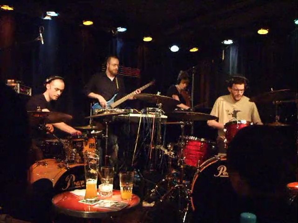 Hidden Orchestra - Burning Circle (Live)