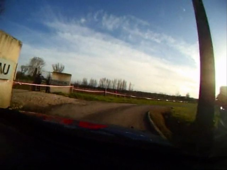 Rallye de la Fougère 2011. (Labrousse-Chartier Es 2)