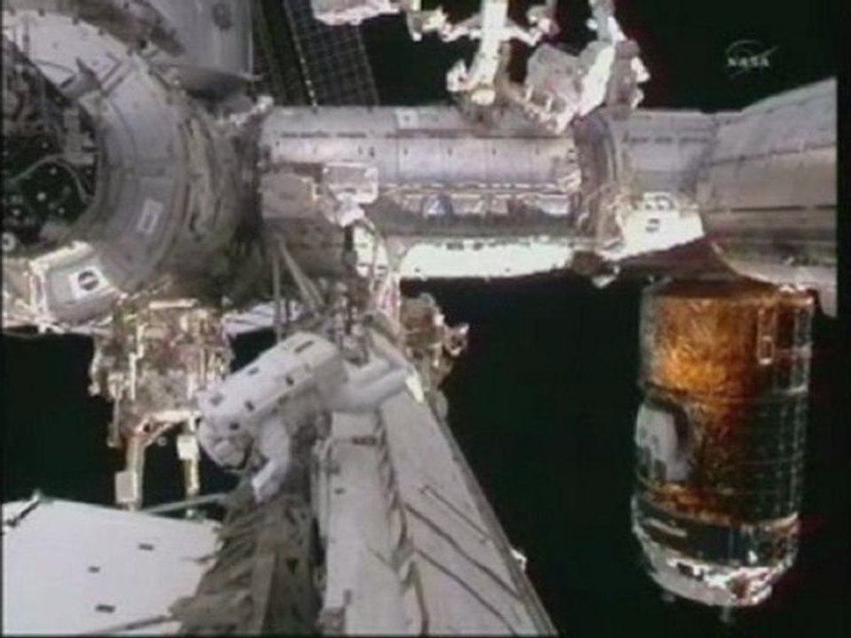 EVA (sortie sortie dans l'espace)  STS-133 (2mars 2011)