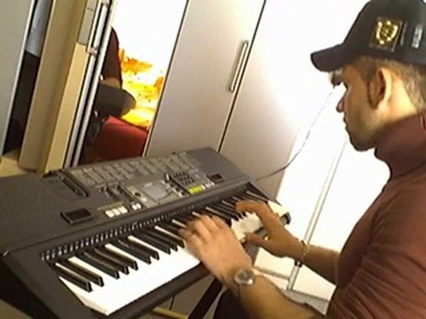 Sagopa Kajmer - yakin ve uzak ( Instrumental Keyboard )