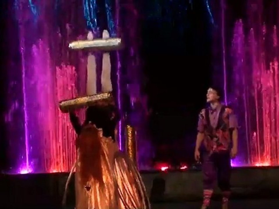 OLGA GEVORKYAN-foot juggling -presents Art agen...