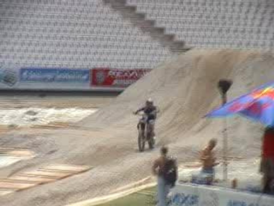 Crash en plein air - FMX