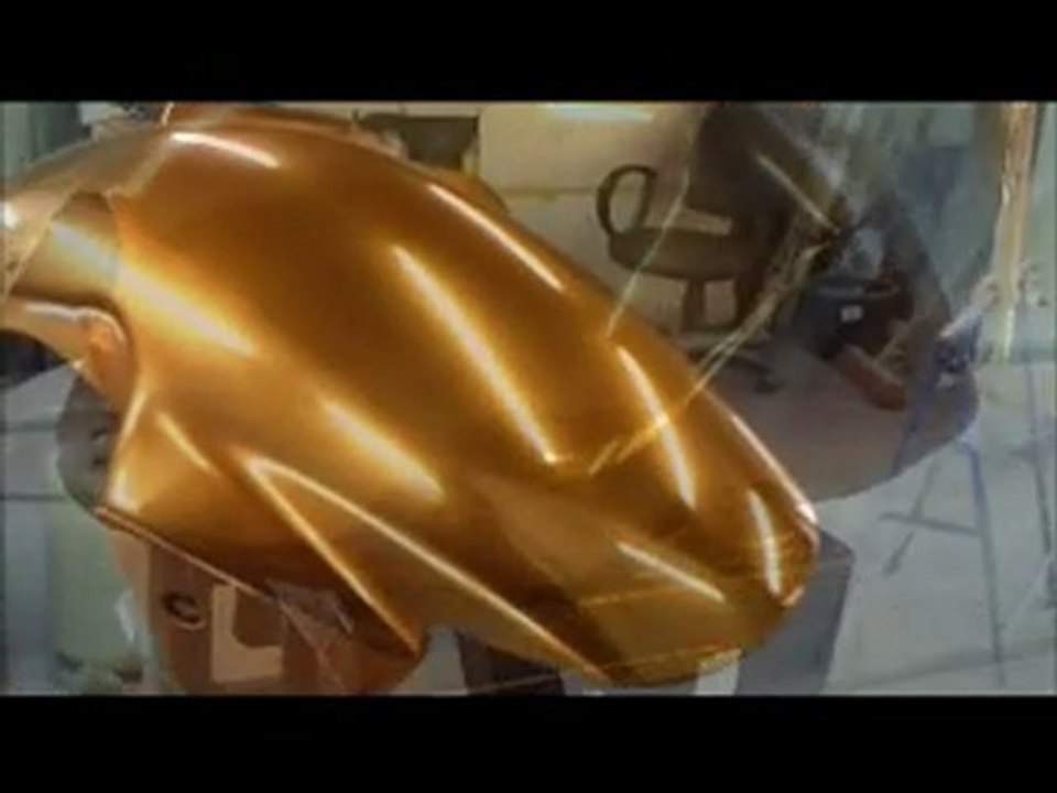 Motorradlackierung in chrom orange