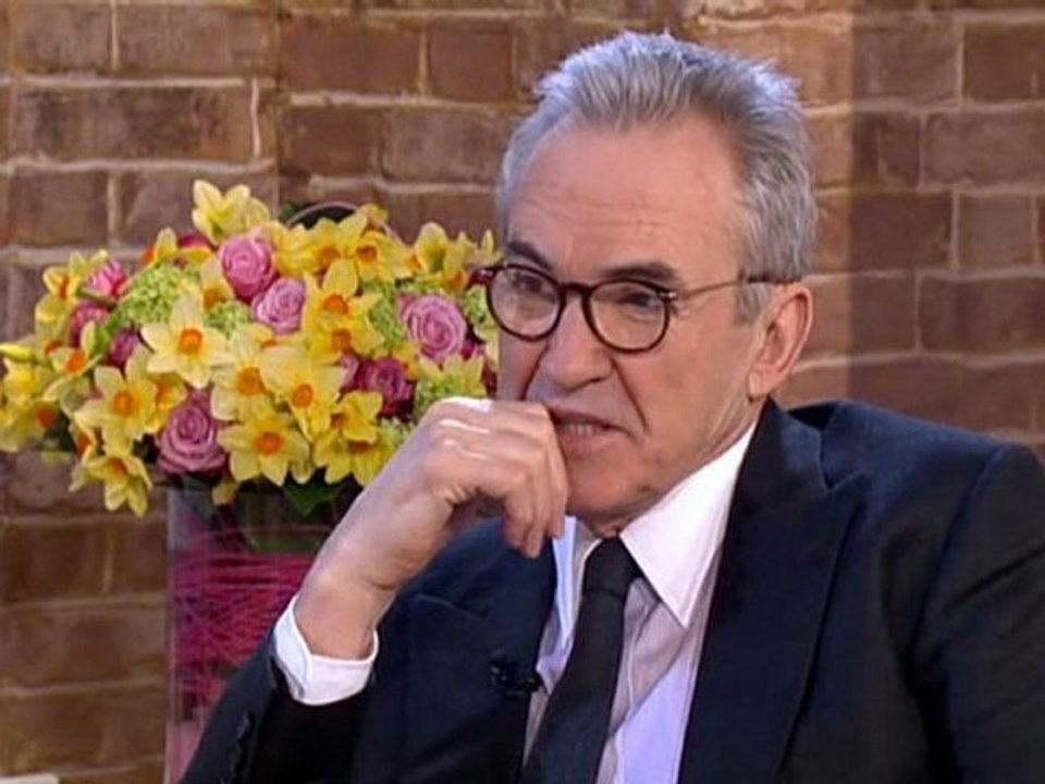 Larry Lamb