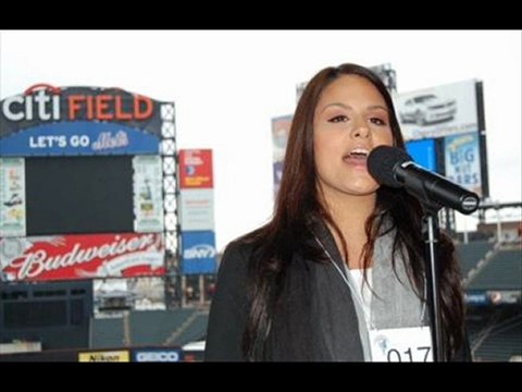 American Idol 2011/ Hollywood Round 2 - Pia Toscano, Alessa