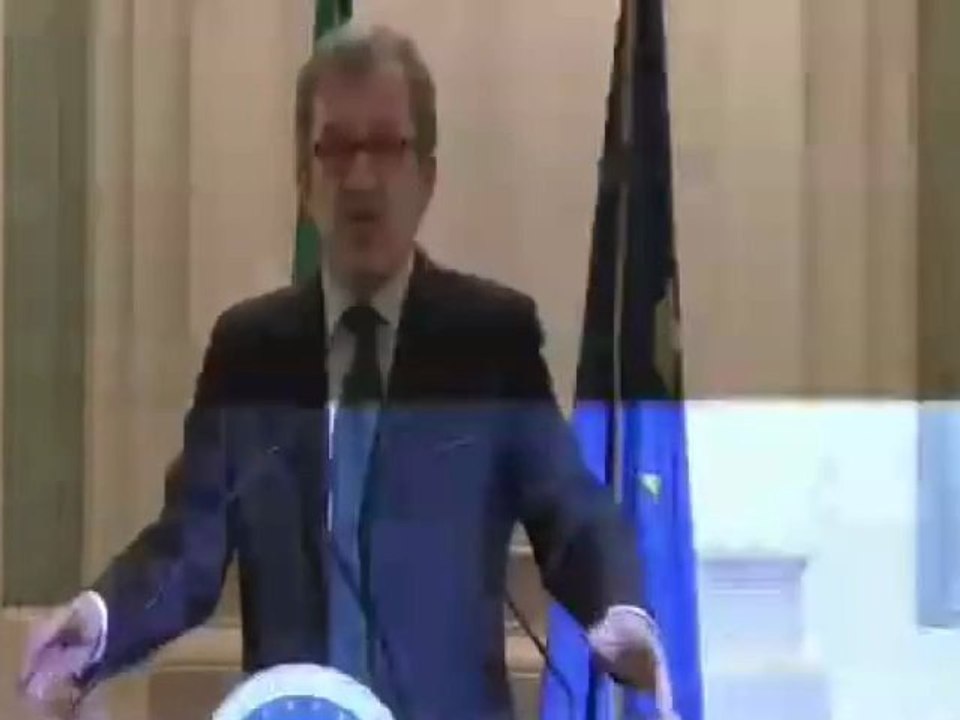 Maroni - Ci prepariamo per 50mila profughi