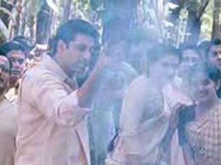 Khelein Hum Jee Jaan Sey - DVD Rip_chunk_4