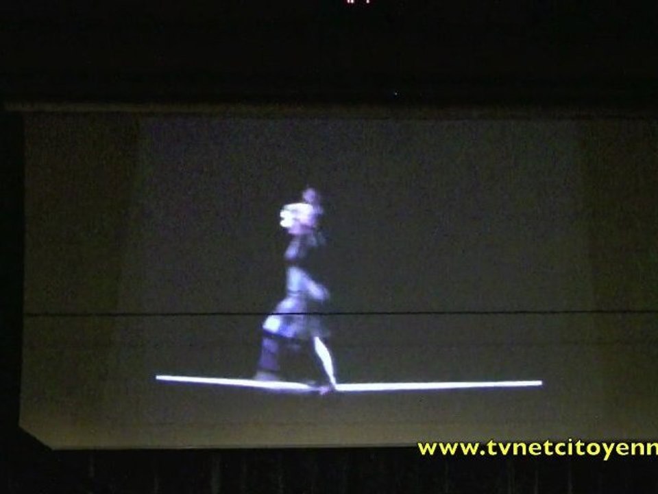 APARTES, spectacle de cirque contemporain Cie Singulière