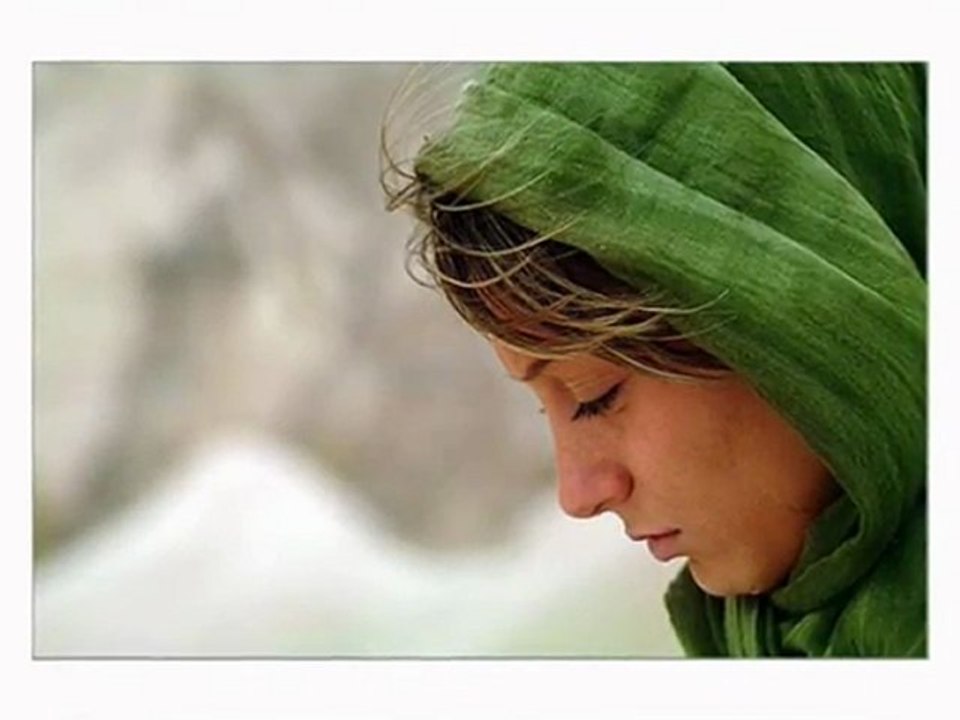 KAYBOLAN YILLAR - SEZEN AKSU