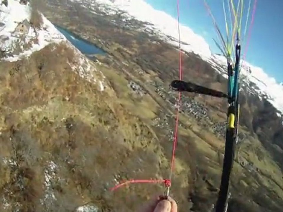 vol parapente dans les pyrenees