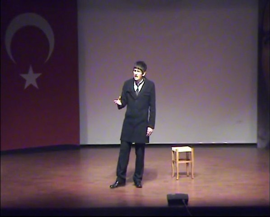 MEHMET AKİF ERSOY Cenk Marşı Şiiri Muhteşem Yorum!