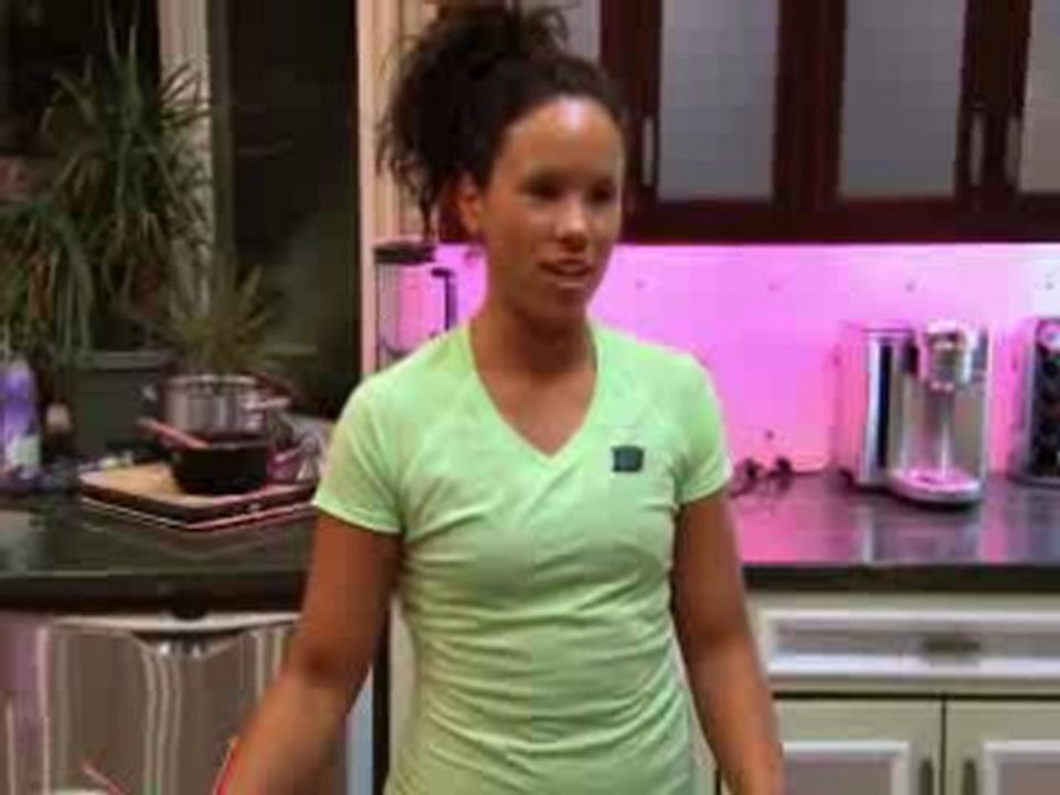 Bad Girls Club Season 6 preview: "Beat-Down Barbie"