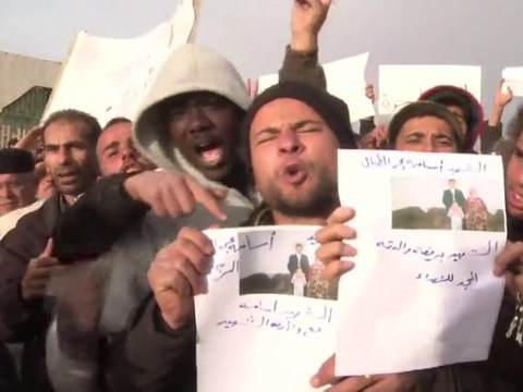 Tribus del oeste de Libia se organizan contra Gadafi