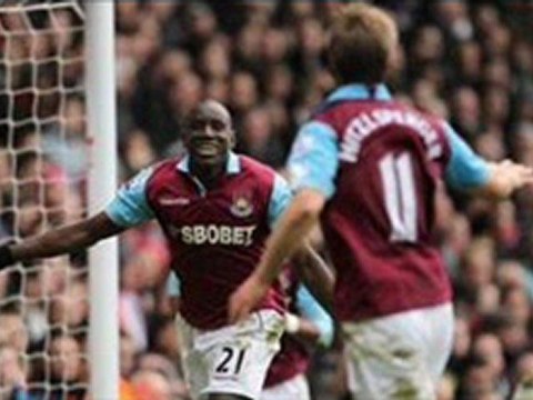 Westham 3-0 Stoke City Hitzlsperger superb-strike