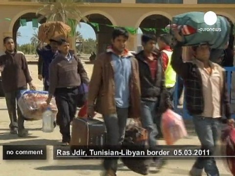 Libya: Foreign refugees flee Zawiyah clashes - no comment