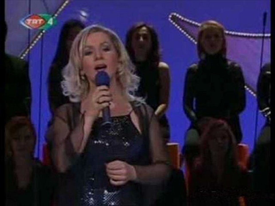 Ayfer Er-Gözlerinle Vurup Gittin Sen Beni