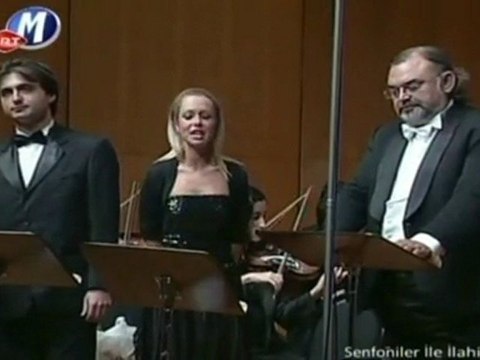 Senfoniler İle İlahiler (Şol Cennetin Irmakları)