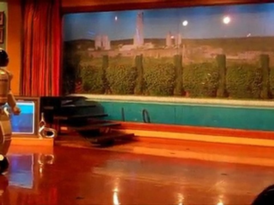 Robot Videos - Asimo Honda Robot