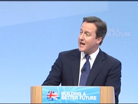 Libyan rebels free British team